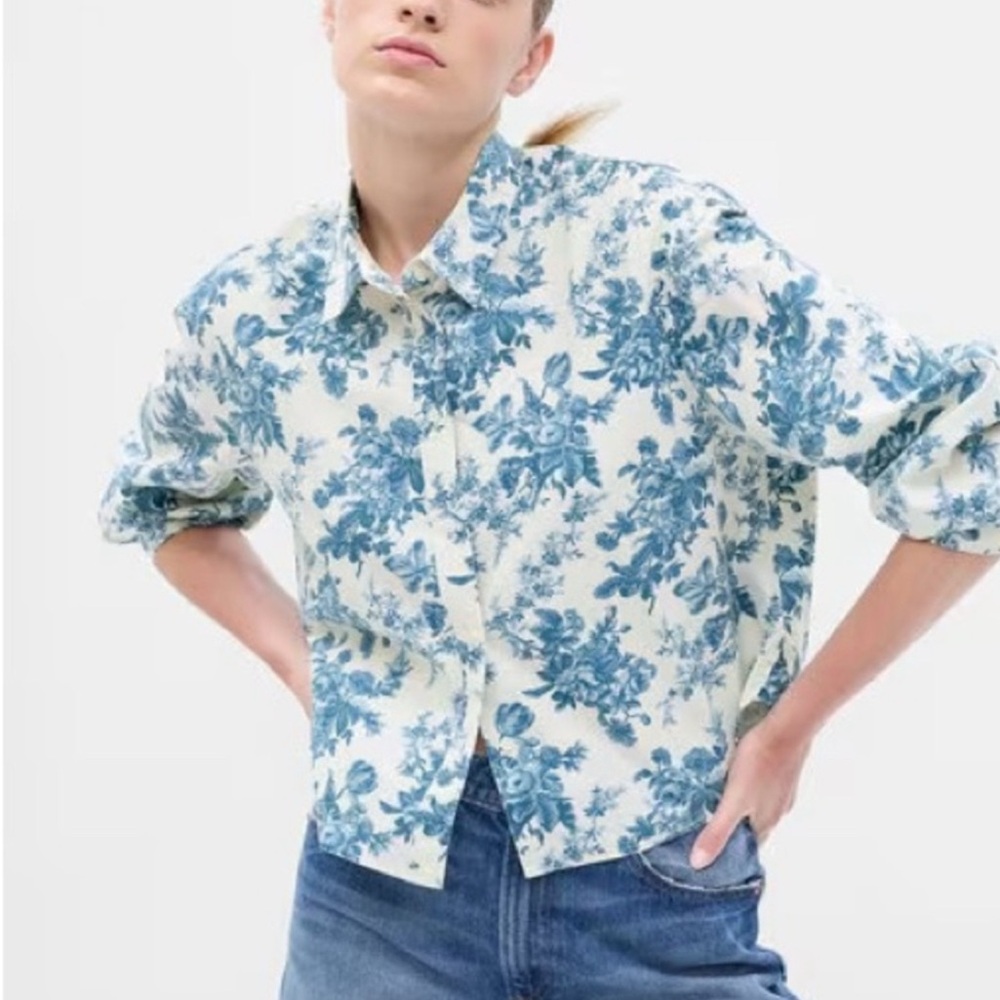 GAP Blue and White Floral Shirt